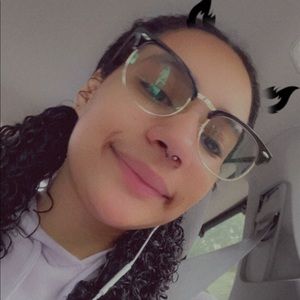 Meet your Posher, Kiara